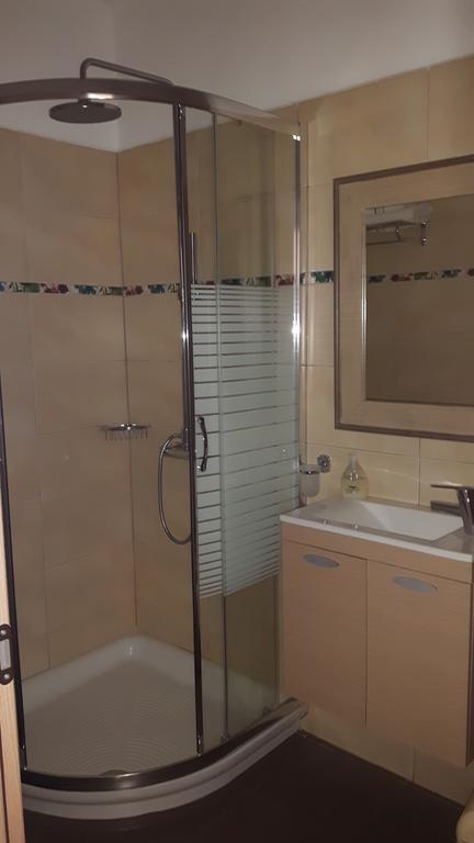 Minoa Hotel Науса Екстериор снимка